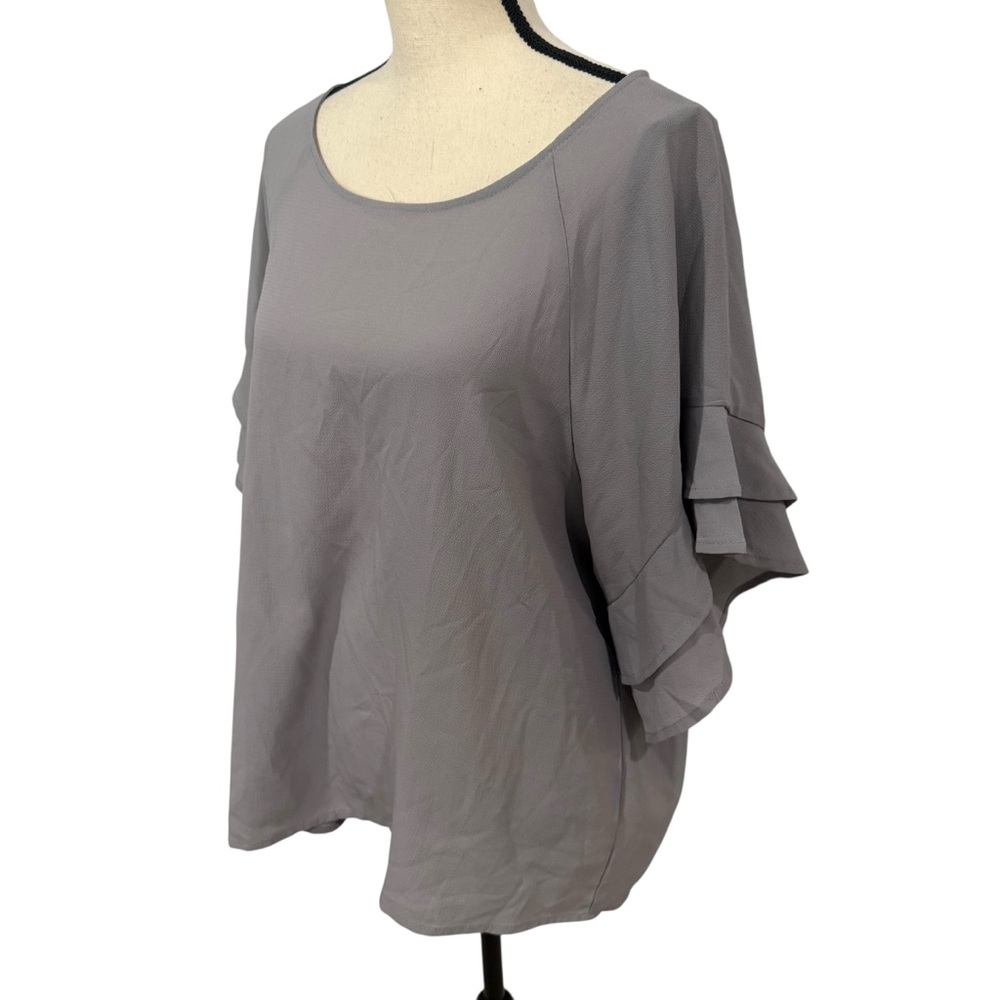 Umgee Gray Blouse Size Medium - Picture 4 of 9
